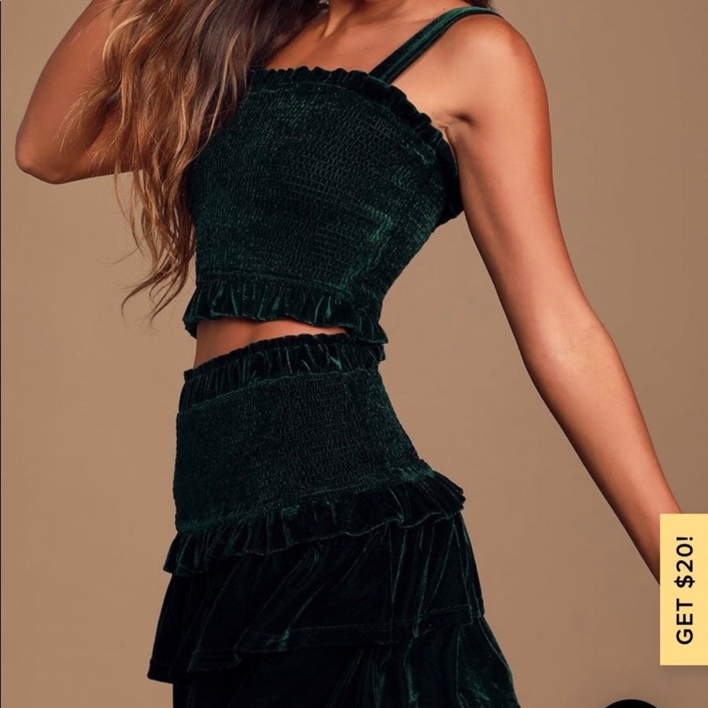 Lulus velvet green skirt and tank 2 piece set